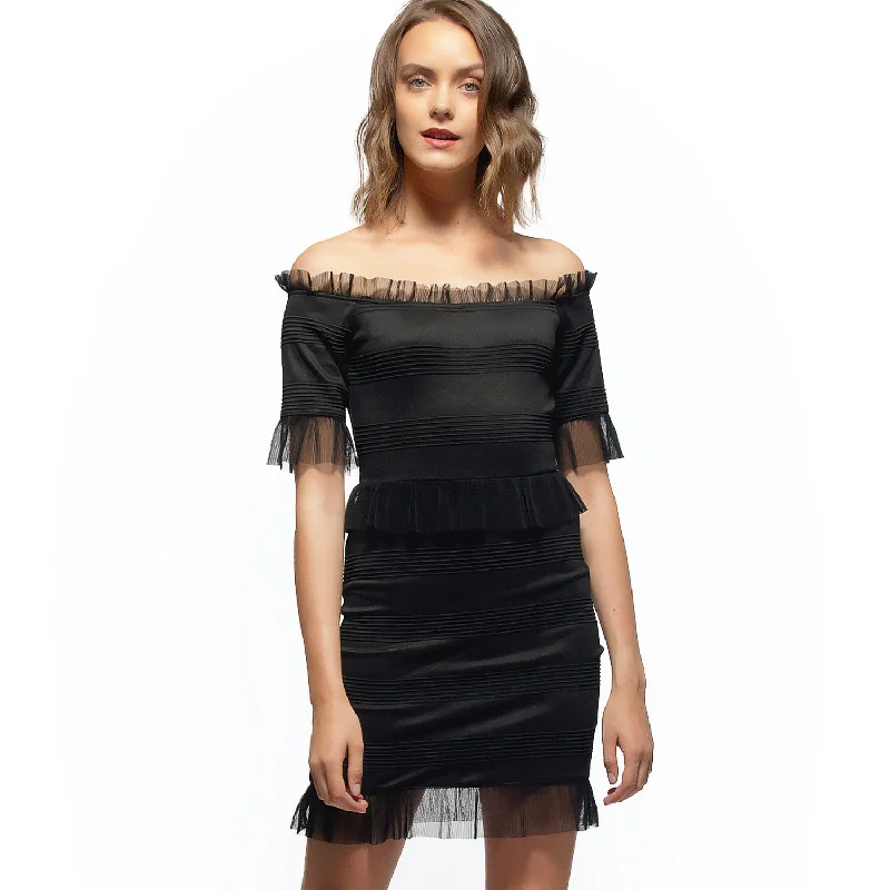 Women's Off Shoulder Lace Trim Bodycon Dress In BlackWrap Dress