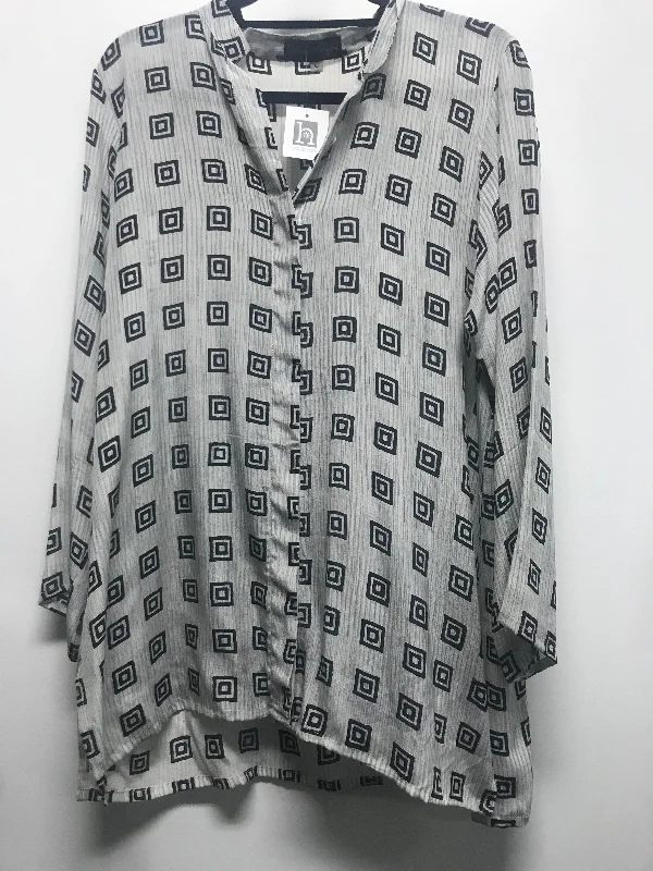 Long Shirt Black/White SquaresStatement Shirts