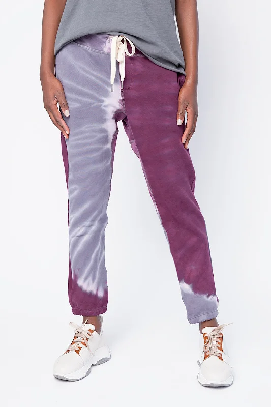 Pedal PushersSayde Sweatpants in Magenta Dye