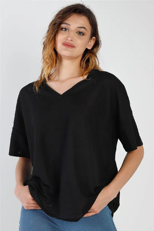 Black V-Neck Short Sleeve Relaxed Top /1-1-1VNeckTopSpark