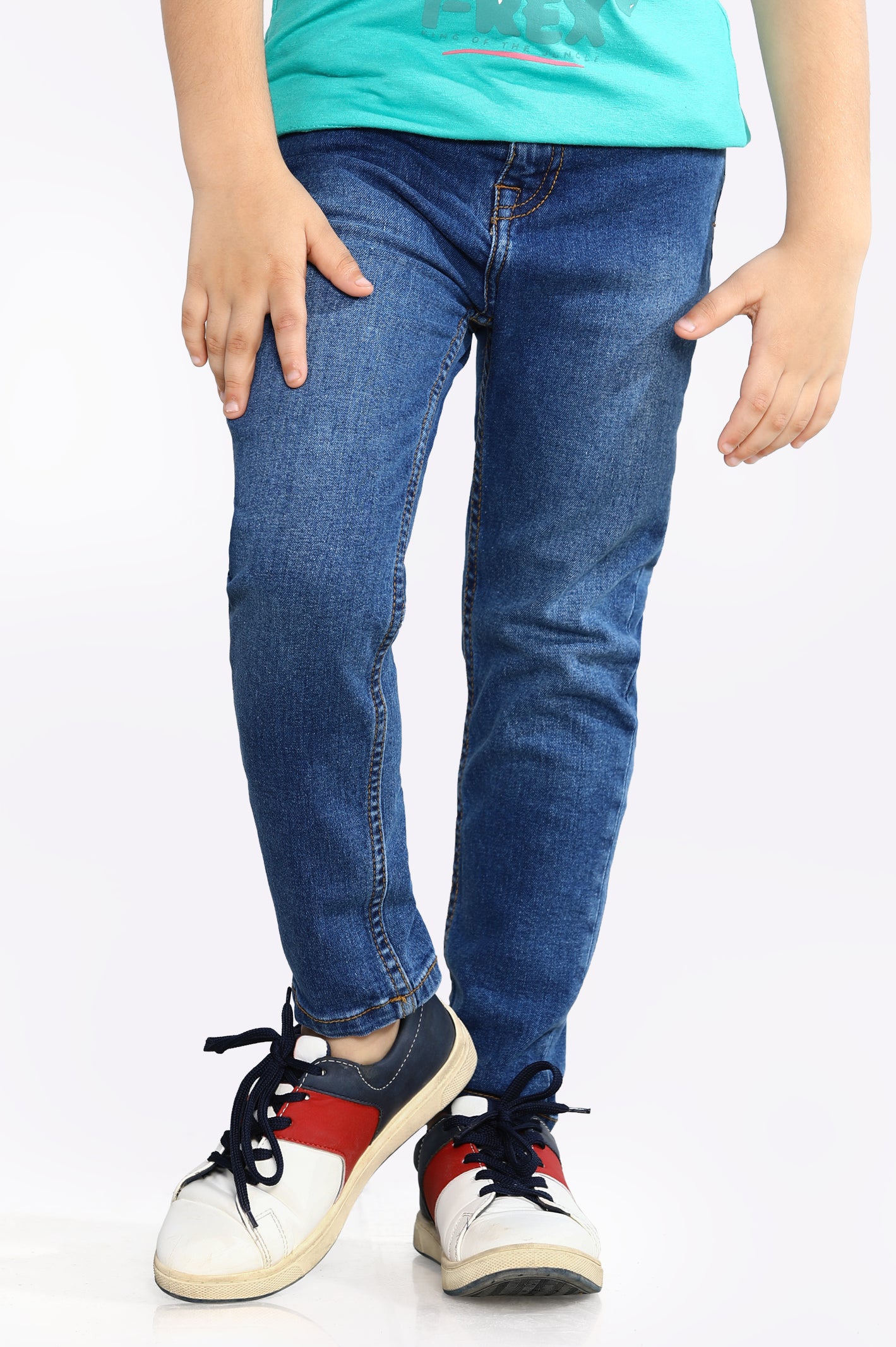 Cowboy glovesMedium Blue Slim Fit Denim Jeans