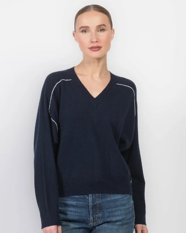 Boxy V-NeckKnit Jumper